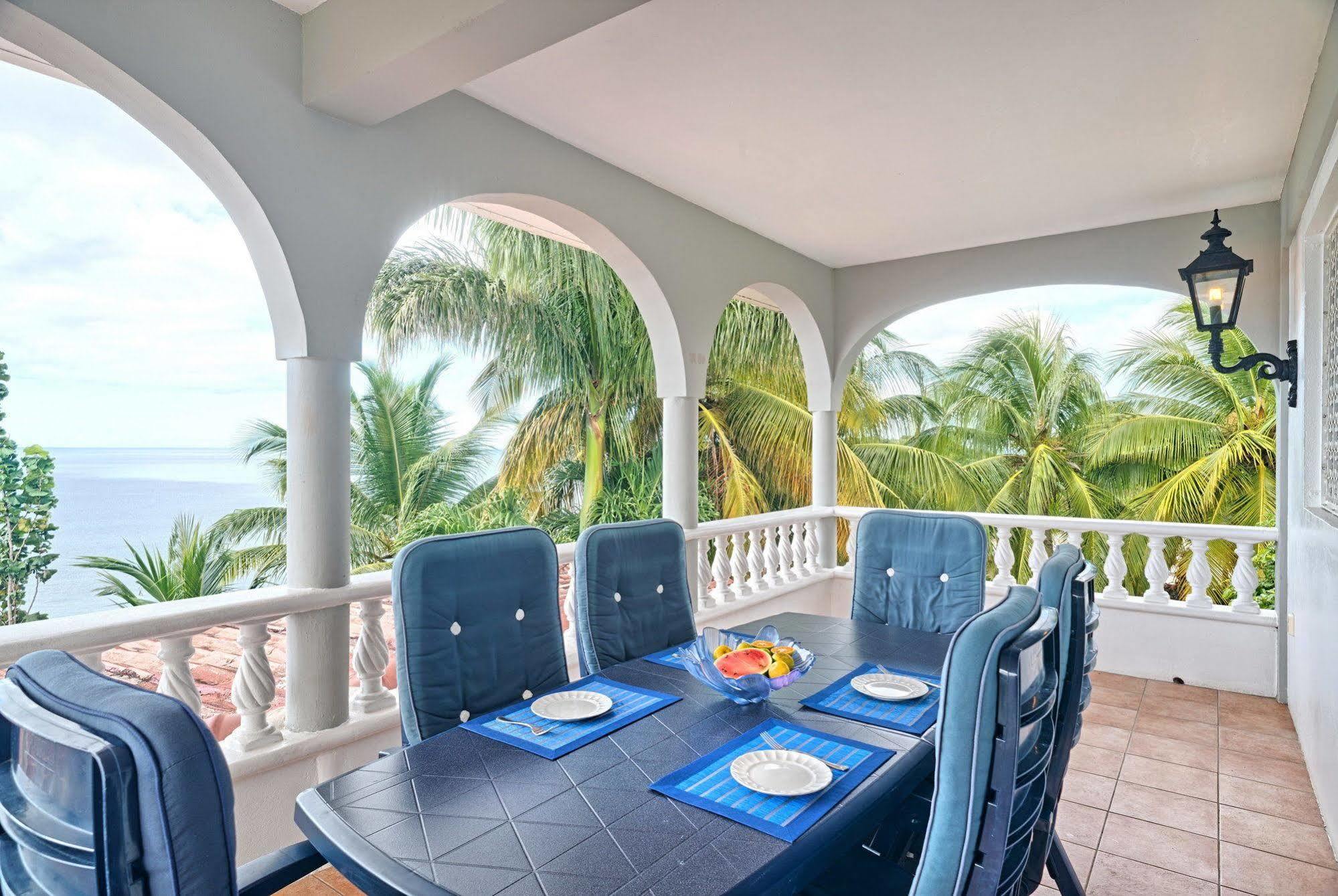 Caribbean Sea View Holiday Apartments Méro Extérieur photo