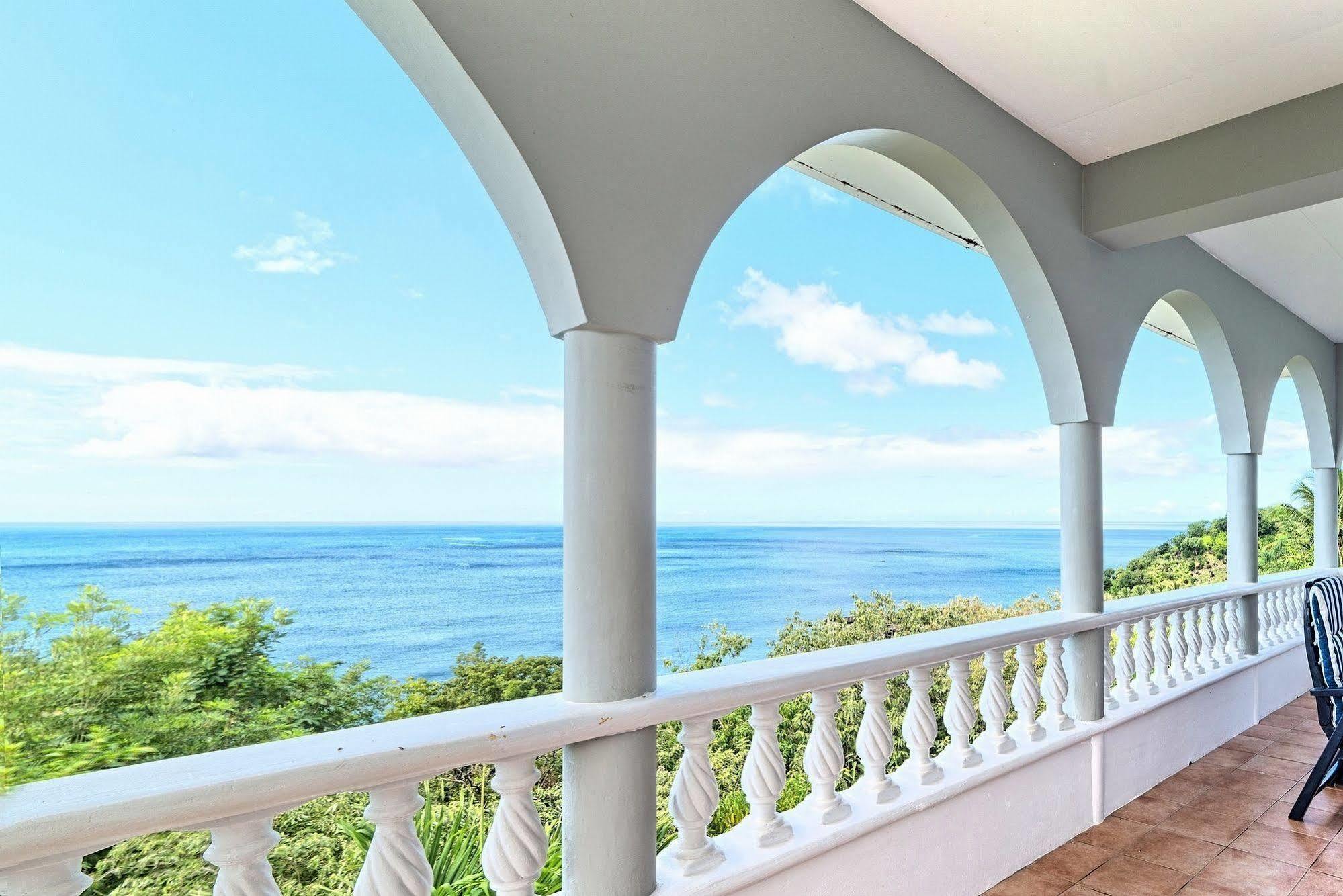Caribbean Sea View Holiday Apartments Méro Extérieur photo